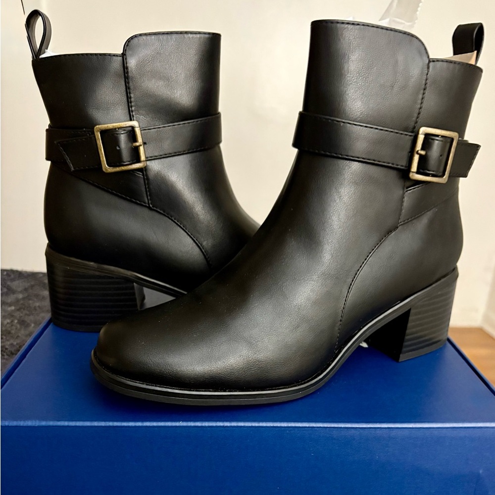 White Mountain Black Ankle Boots with Buckle